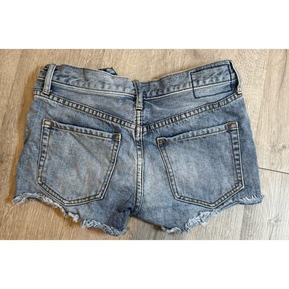 Women’s We The Free Size 24 Denim Shorts Fly Button - Picture 3 of 11